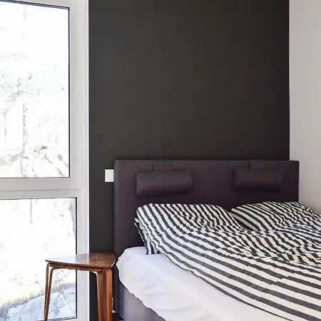 Awesome In W/ Sauna, Wifi And 5 Bedrooms Casa vacanze Vikedal